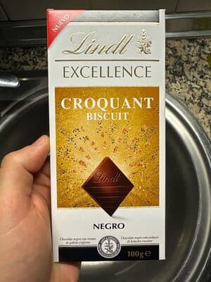 Croquant Biscuit Negro by Lindt - 70% chocolate bar