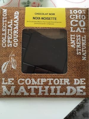 Chocolat noir noix-noisette caramelisee by Le Comptoir De Mathilde - 70% chocolate bar